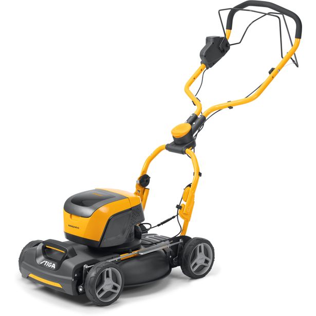Akkuruohonleikkuri Stiga Multiclip 547e S Kit, 48V, 5.0Ah akulla