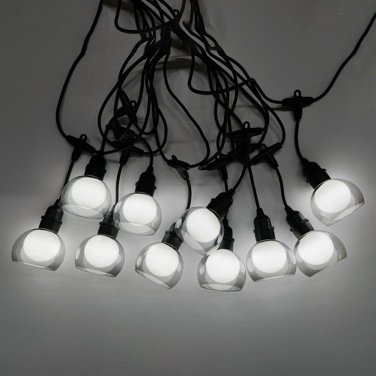 Party lights FLICKER 10-LED bulbs / 4,5m, cold white light