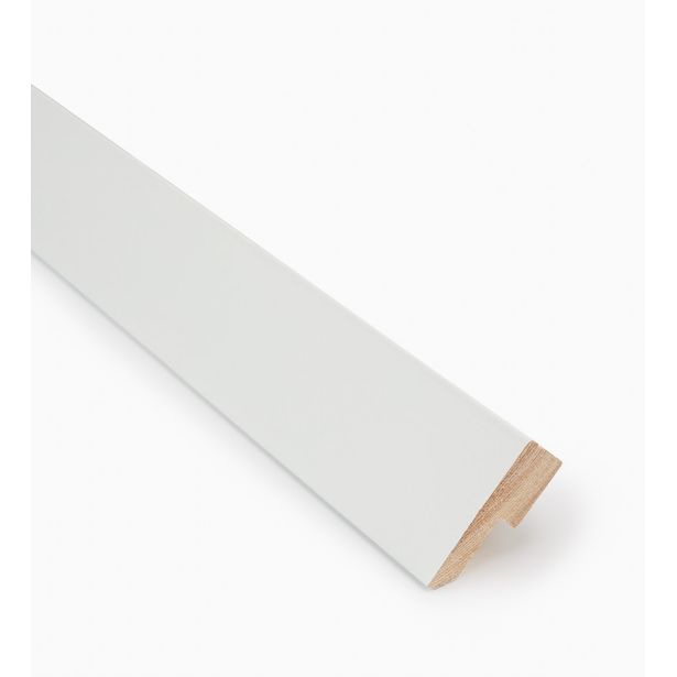 Jalkalista johtouralla Jokiwood 3200mm, valkoinen, eri kokoja