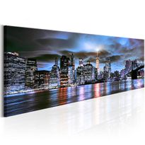 Canvas-taulu Artgeist NYC: City Lighthouse, eri kokoja