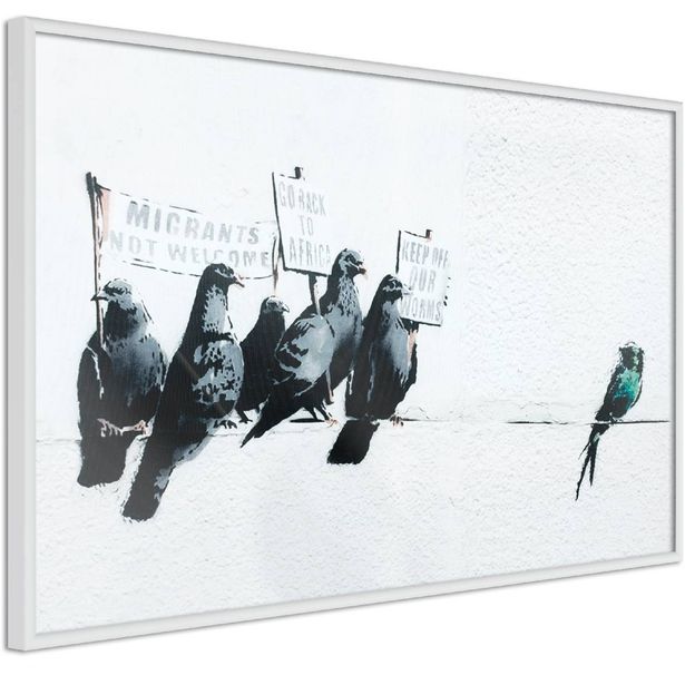 Juliste Artgeist Xenophobic Pigeons, kehyksillä, eri kokoja