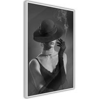 Juliste Artgeist Black Elegance, kehyksillä, eri kokoja