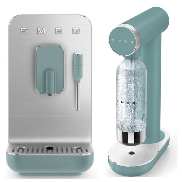 Tuotepaketti Smeg - hiilihapotuslaite ja espressokone BCC12