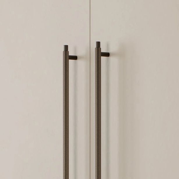 Lankavedin Beslag Design Manor, 694x14x36mm, cc640mm, matta pronssi
