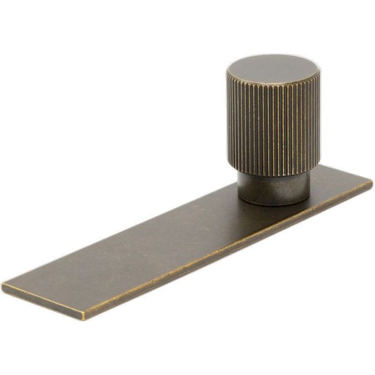 Nuppivedin Beslag Design Arpa Backplate, Ø22mm, antiikkimessinki