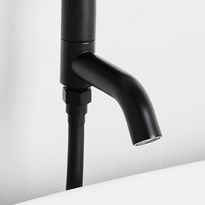 Juoksuputki Bathlife Fylla, musta, Verkkokaupan poistotuote