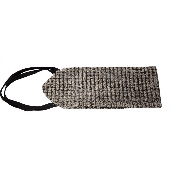 Selänpesin Emendo, musta