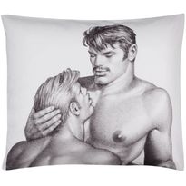 Satiinityynyliina Finlayson Tom of Finland Together, 50x60cm, musta/valkoinen
