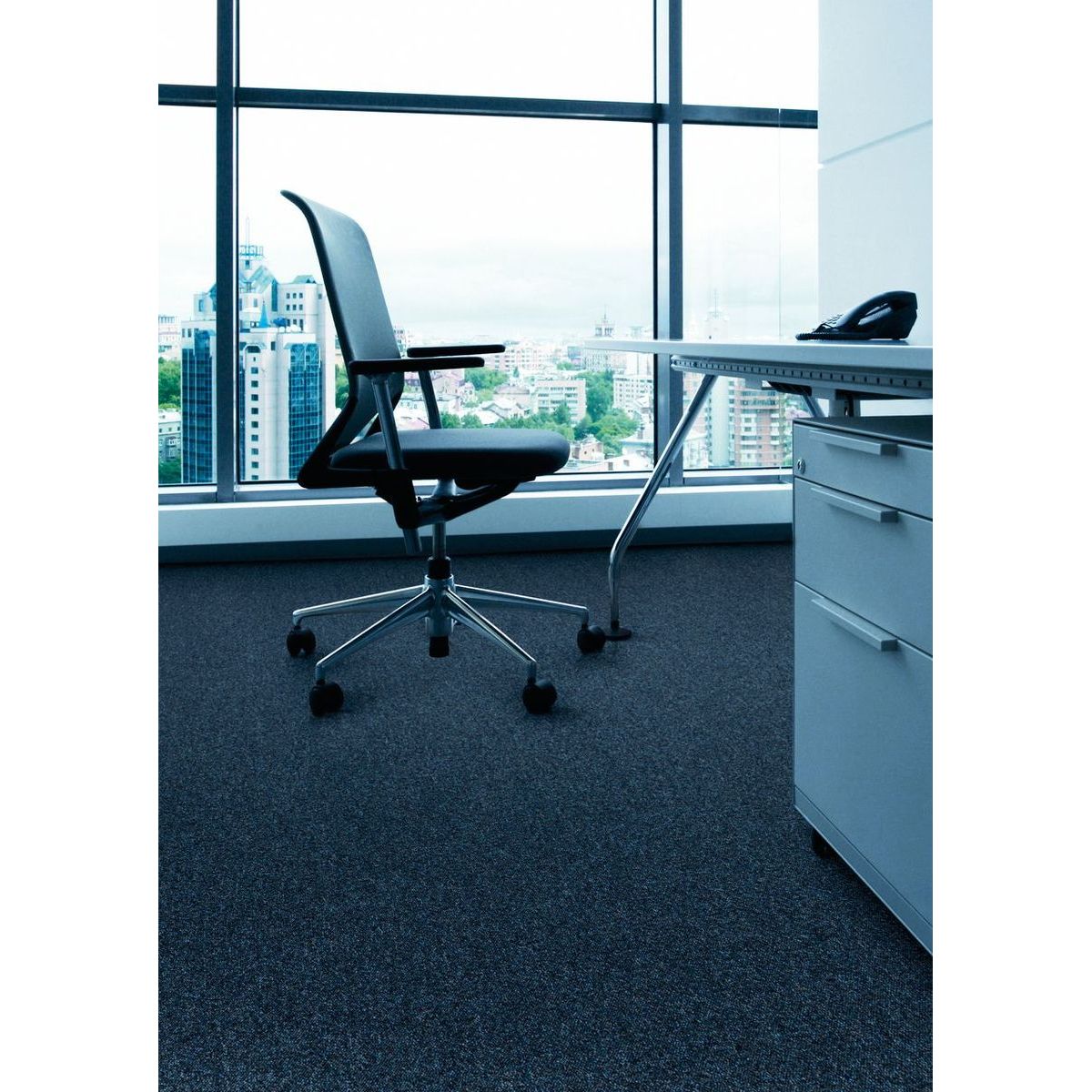 tekstiililaatta-forbo-tessera-basis-pro-dark-grey-50x50cm-tummanharmaa