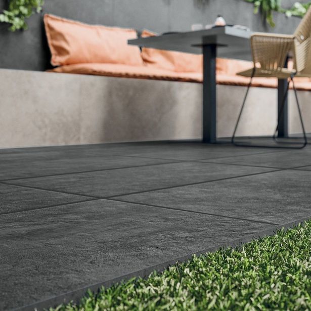 Lattialaatta Marca Corona Street 30x60cm, tummanharmaa