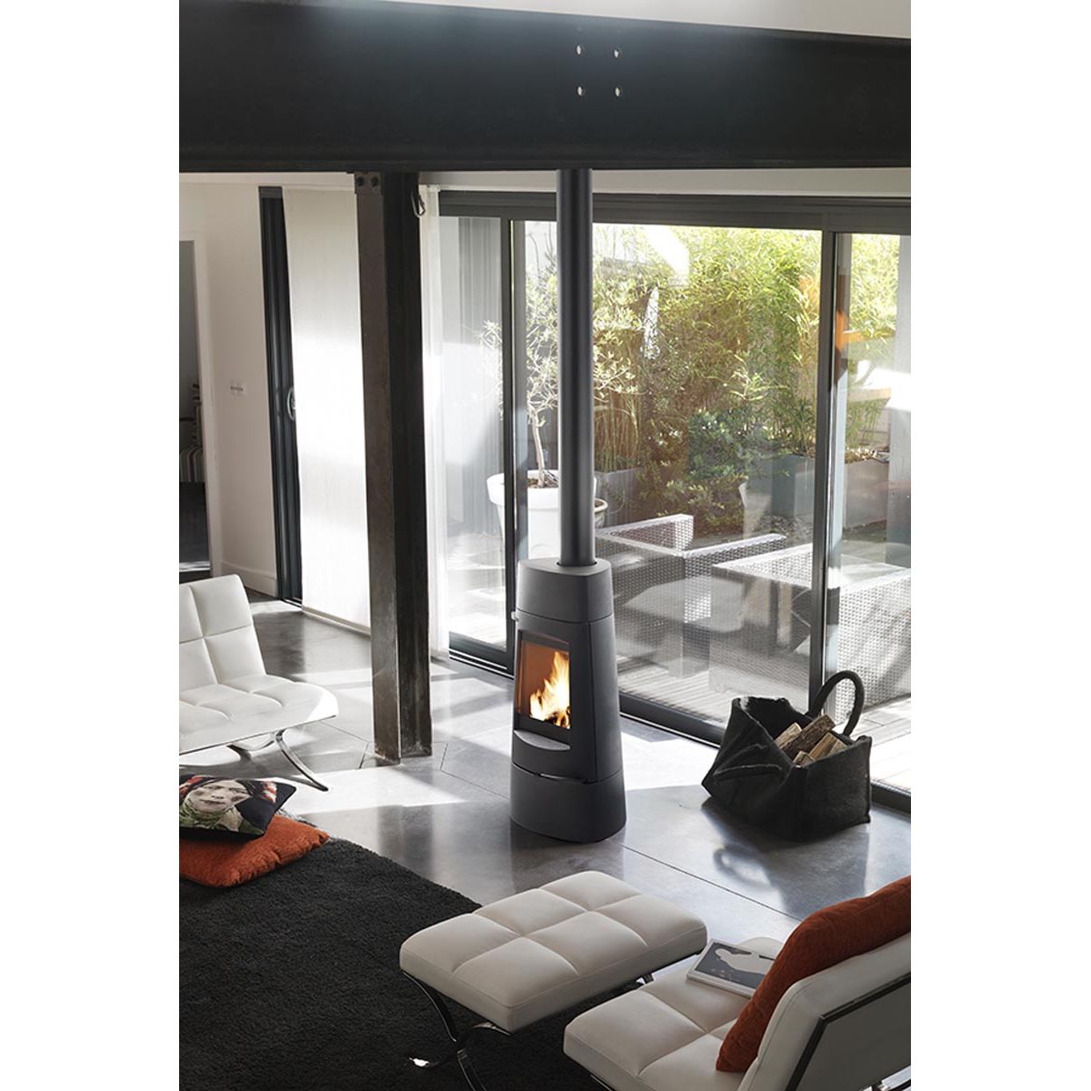 Valurautatakka Invicta Aratos, 8 kW, 125 kg