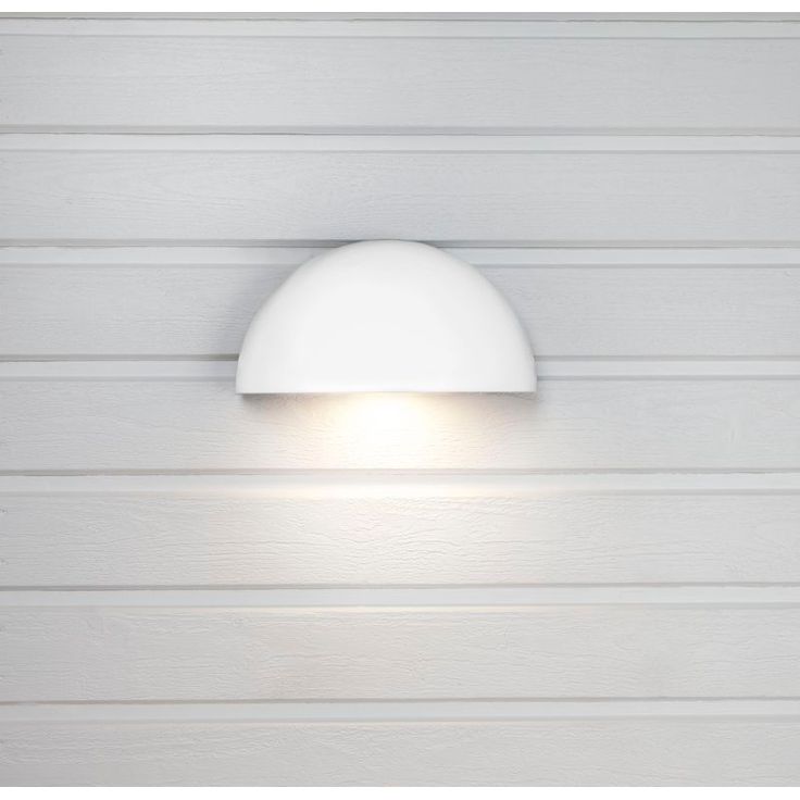 LED-seinävalaisin Hide-a-lite Arc Pistorasia valkoinen