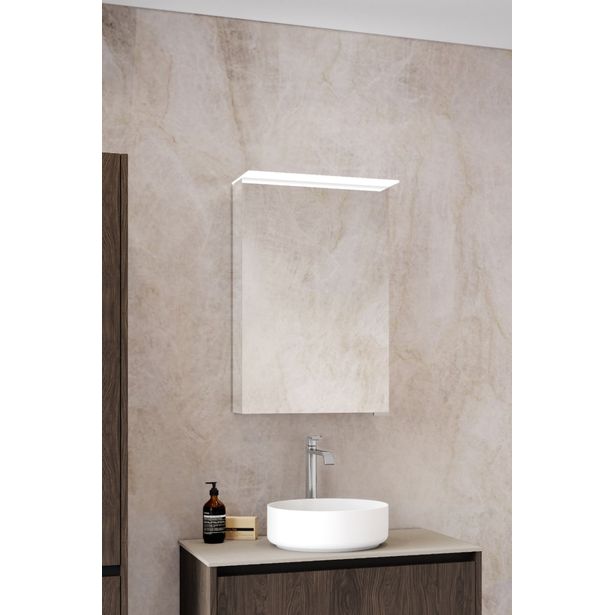 Peilikaappi Hietakari Modena Q10, 470x710 mm, valolipalla ja pistorasialla