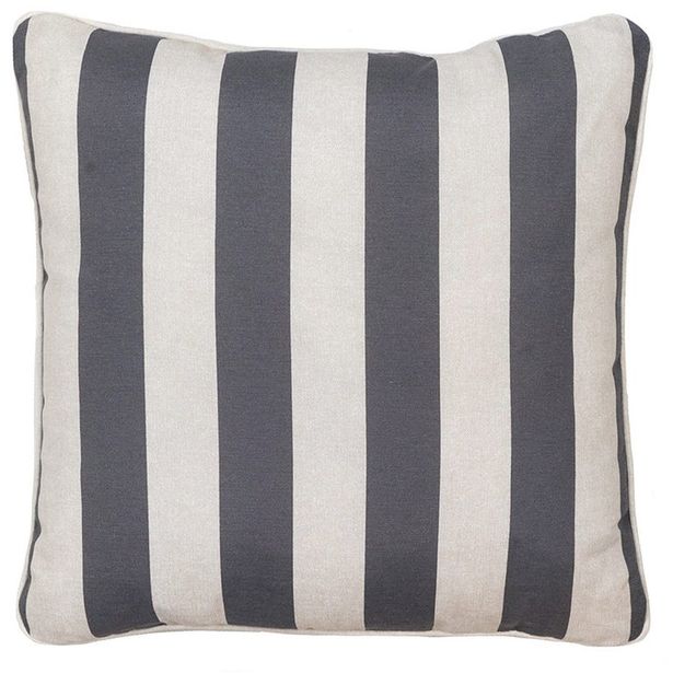Koristetyyny Hillerstorp, 50x50cm, eri värejä