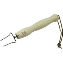 Teleskooppimakkaratikku 5etta sisältää kotelon