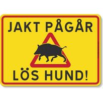 Magneettikyltti 5etta metsästys käynnissä villisika