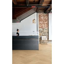 Kalanruotovinyyli Kährs Sensation Herringbone Vision, KL34, kosteudenkestävä, integroitu askeläänieriste