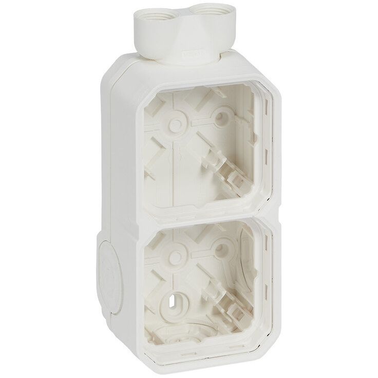Pintakotelo Legrand Plexo 2-osainen IP55 ISO 20 -läpiviennillä, valkoinen