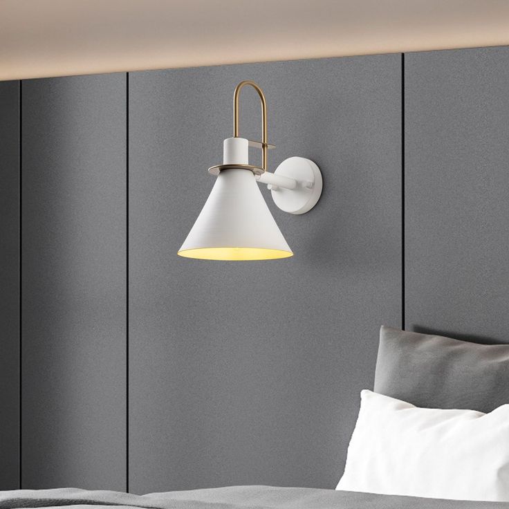 Seinävalaisin Linento Lighting Arco, Ø19cm