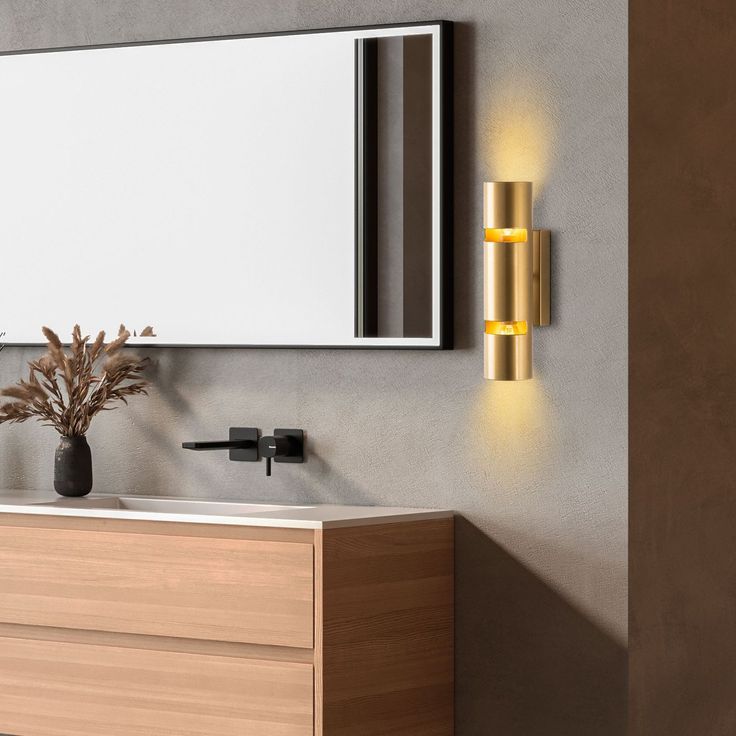Seinävalaisin Linento Lighting Luxora, 8x30cm, kulta