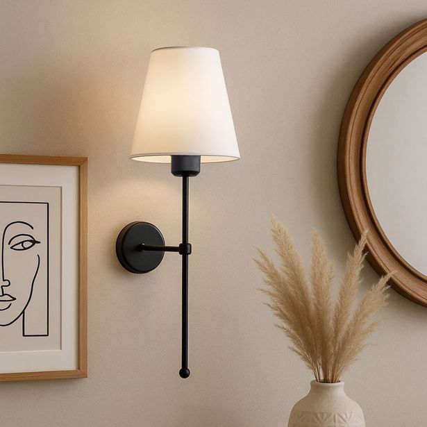 Seinävalaisin Linento Lighting 241966, ø13cm, E27, max. 40W, IP20, kerma/musta