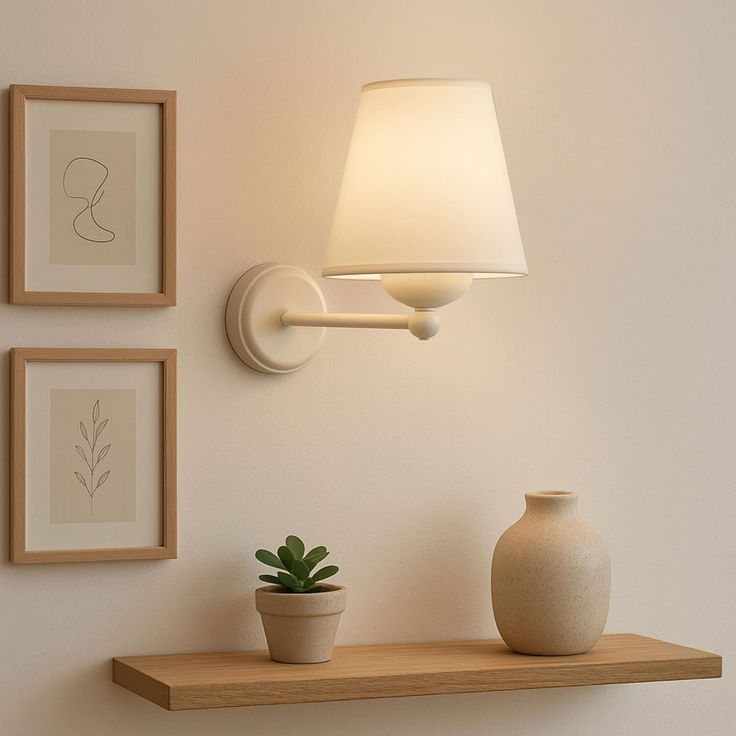 Seinävalaisin Linento Lighting 242009, ø13cm, E27, max. 40W, IP20, kerma