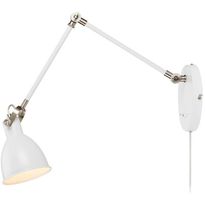 Seinävalaisin Markslöjd House valkoinen