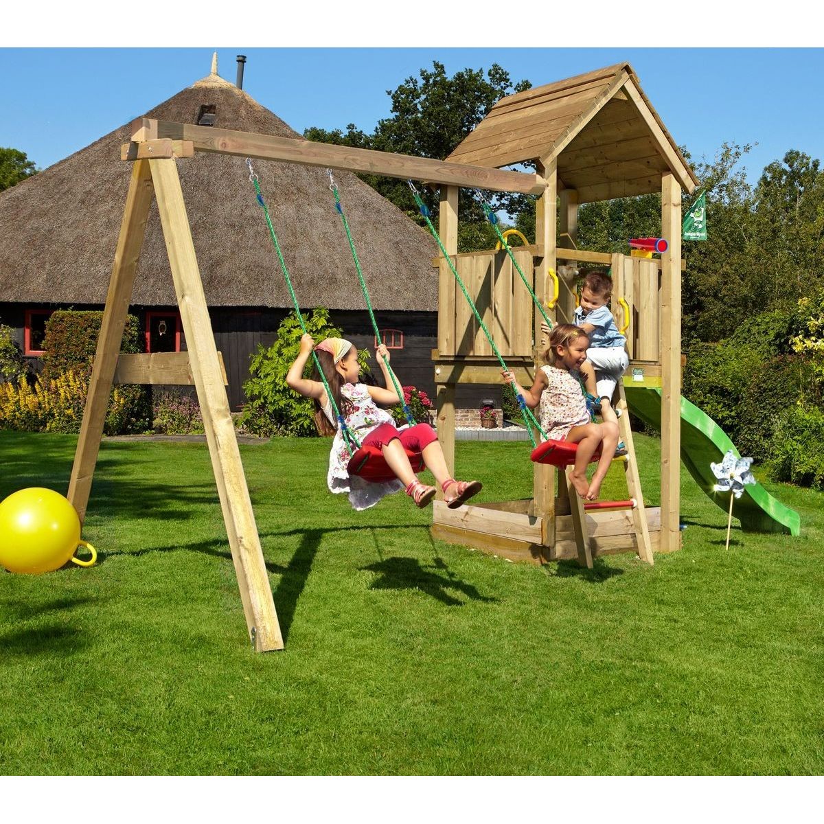 Leikkikeskus Jungle Gym Club ja Swing Module X'tra, sis. liukumäen