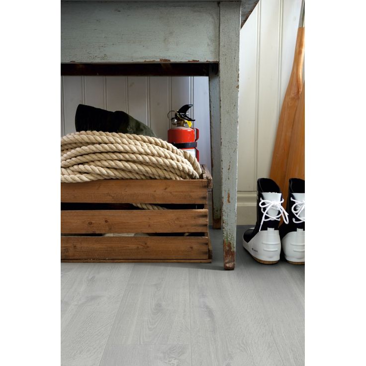 Laminaatti Pergo Visby Pro, 4V Sensation Limed Grey Oak lauta