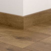 Jalkalista laminaatille Pergo, 12x58x2400mm, 06407 Maroon Oak