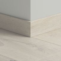 Jalkalista vinyylille Pergo Pearl Beach Oak, 240cm