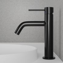 Pesuallashana Scandtap Steel Voyage Medium Shadow, musta