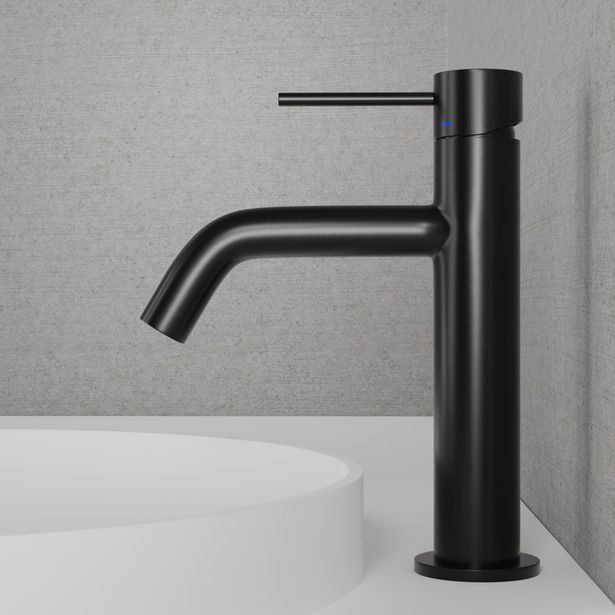 Pesuallashana Scandtap Steel Voyage Medium Shadow, musta