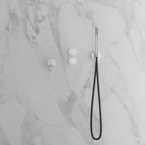 Suihkusetti Scandtap Harmonized 4 Classic, termostaattihanalla, juoksuputkella, kiiltävä teräs