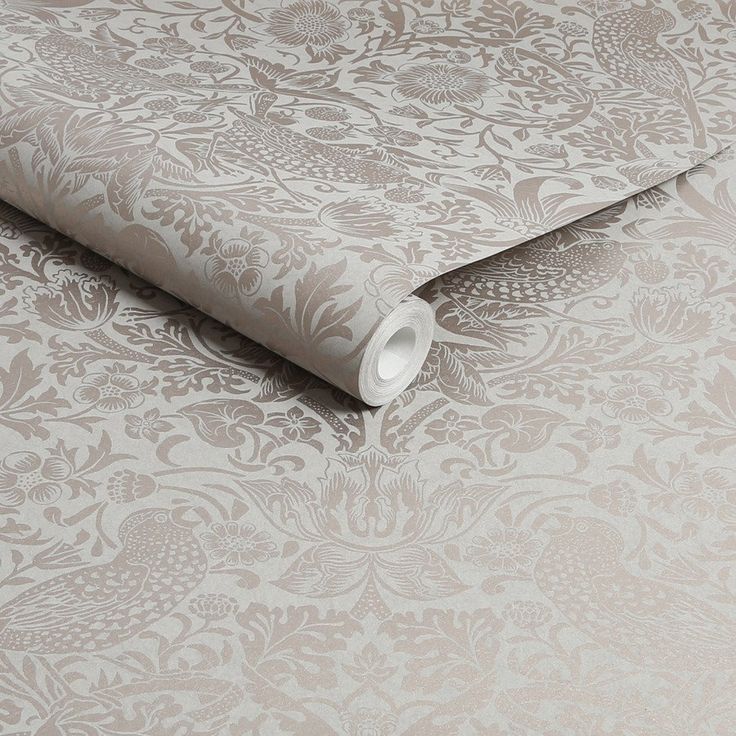 Tapetti William Morris At Home Strawberry Thief Fibrous, lintu, kukka, non-woven, hohtava, eri värejä