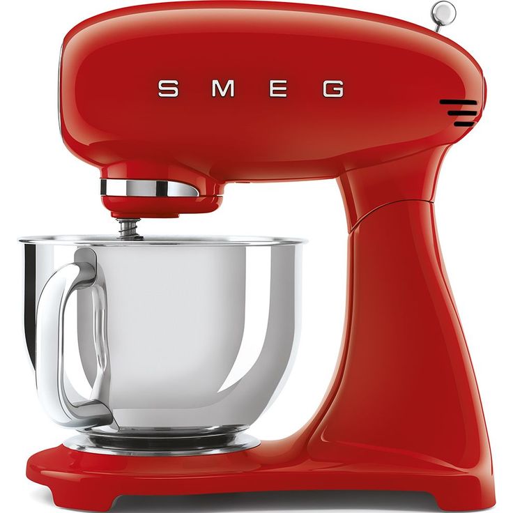 Yleiskone Smeg SMF03RDEU punainen
