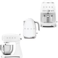 Tuotepaketti Smeg - keittiökone, vedenkeitin, kahvinkeitin