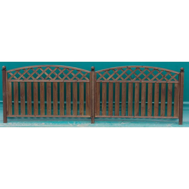 Aitaelementti Lehtoharju OUTLET A28R 1800x980/1130 mm kaareva pystylauta + vinoristikko ruskea