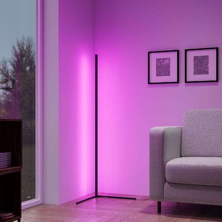 LED-lattiavalaisin Trio Level, musta, RGB