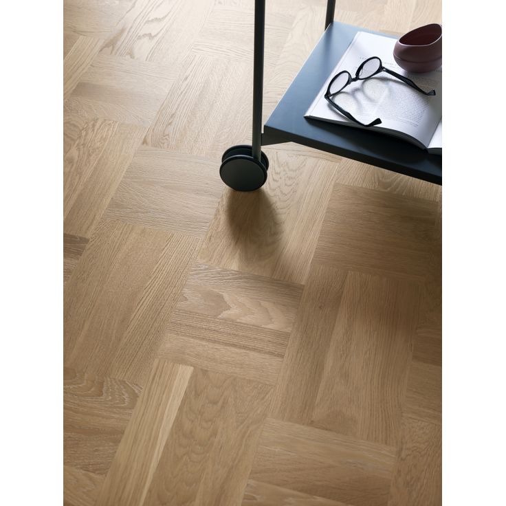 Parketti Tarkett Noble Tammi Art Deco 7806009, ruutulauta, luonnollinen vaalea