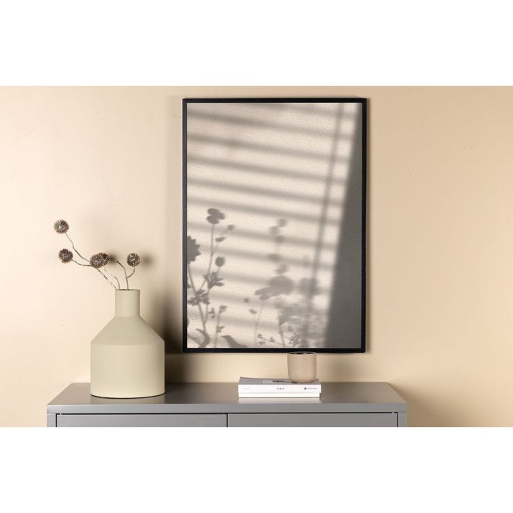 Juliste Venture Home Flower shadow, valkoinen