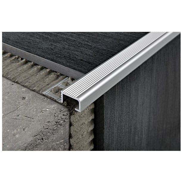 Porraskulmalista Progress Profiles Probrastep, 2,7m, 10mm, anodisoitu hopea