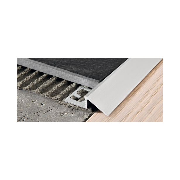 Eritasolista Progress Profiles Proslider, 2,7m, 10mm, anodisoitu hopea