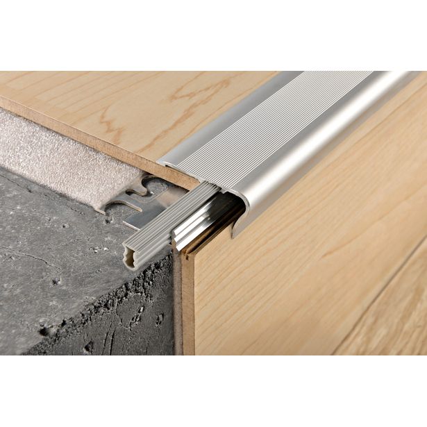 Porraskulma Progress Profiles Style Stair, 2,7m, anodisoitu hopea