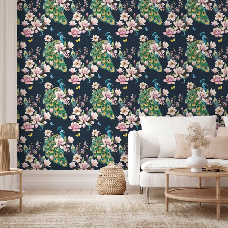 Tapetti - Magnolias and Peacocks