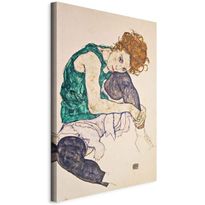 Taulu Artgeist Seated Woman with Legs Drawn Up, eri vaihtoehtoja