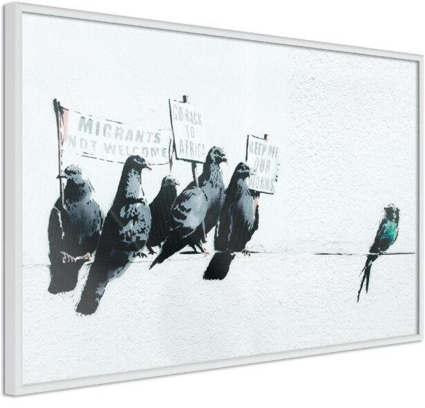 Juliste Artgeist Xenophobic Pigeons, kehyksillä, eri kokoja