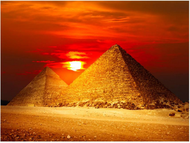 Kuvatapetti Artgeist Giza Necropolis - Sunset, eri kokoja