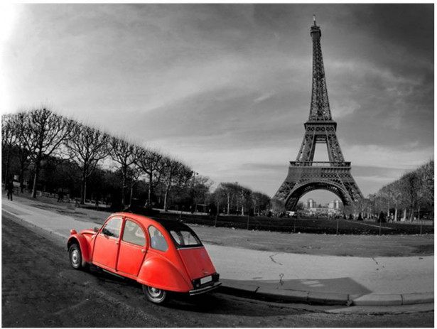 Kuvatapetti Artgeist Eiffel-torni ja punainen auto, eri kokoja