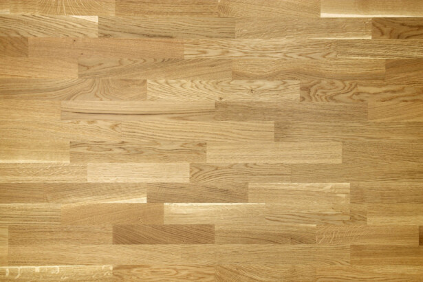 Lautaparketti Baltic Wood Country Tammi, 3-sauva, 13,3mm, mattalakattu